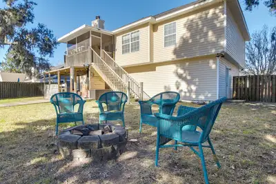 Image de Pet-Friendly Savannah Gem - 12 Mi to Tybee Island!