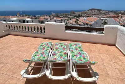 Image de 2 bed apt. on peaceful complex with sea view (K209)