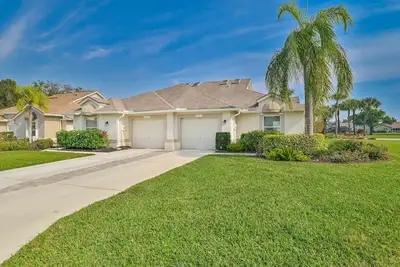 Image de Tropical Villa ~ 2 bed / 2 bath in Estero, Fl