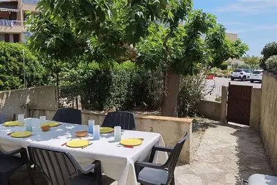 Image de Maison spacieuse climatisée, 3 chambres, terrasse, cuisine neuve, accès direct à la mer, à Marseillan