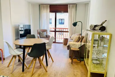 Image de Appartement à Jaca avec Piscine, Balcon et Garage