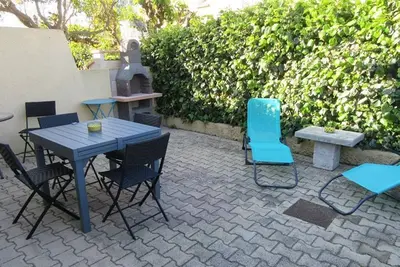 Image de Appartement climatisé avec grande terrasse, proche plages et équipé pour 5 personnes