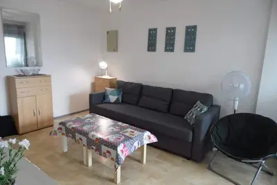 Image de Appartement cosy à 200m de la plage avec parking privé et loggia, animaux admis