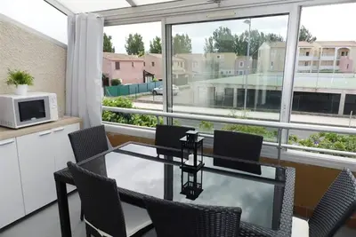 Image de Appartement Climatisé 6 Couchages avec Mezzanine, Piscine et Parking Privé à Marseillan
