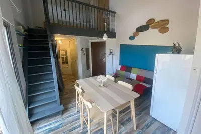 Image de Studio Cabine Mezzanine Rénové pour 4 Pers. avec Terrasse et Parking Privé - Animaux Admis