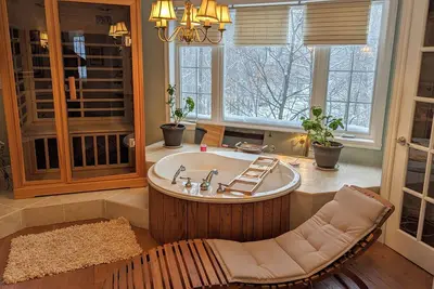 Image de Sunny French Country Home + Unit in Laurentians | 55mins to Tremblant & Montreal