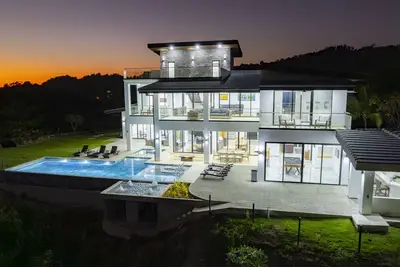 Image de Casa Marlin Jaco Beach Costa Rica. Completed in 2024