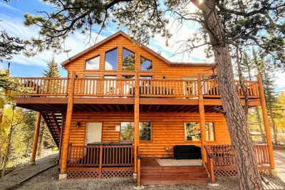 Image de Cabin in the Clouds, A Colorado Mountain Retreat\nCozy, Beautiful Views