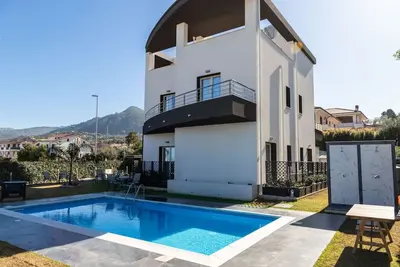 Image de Appartamento Piano Terra con Cortile Privato e Piscina