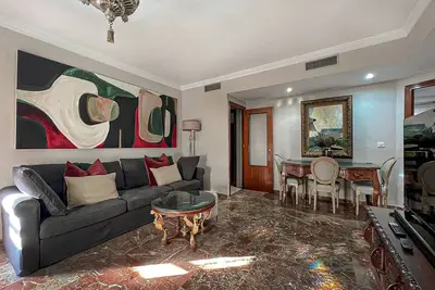 Image de Apartamento de Estilo Clásico en el Centro