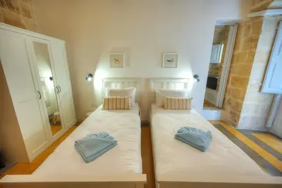 Image de Charming 2bedroom townhouse Valletta center Kbut1-1