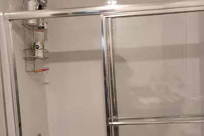 Image de Best location to Newark airport