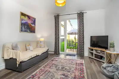 Image de 2 chambres à coucher à Dartmouth