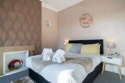 Image de Cozy 3 Bed Apartment - Parking