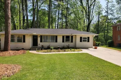 Image de Sunny 2bd 3ba, 10 mins to Square