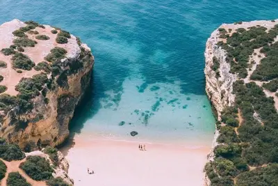 Image de Apartamento Situado em Condomínio, piscina a 550m da Praia de Armaçao de Pera