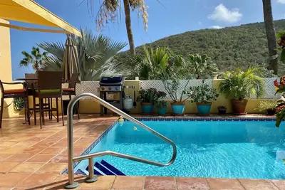 Image de Enjoy Ocean Views and the Private Pool at this 2 Bedroom Villa Madeleine Gem