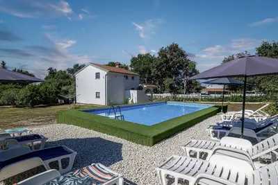 Image de Appartement dans Medulin avec terrasse, Climatisation, Wifi, Machine à laver (5158-3)