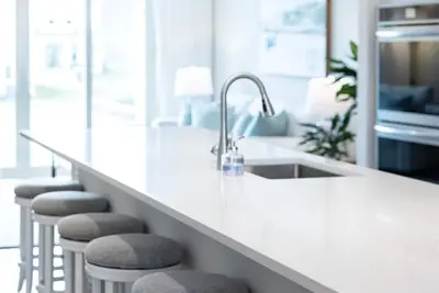 Image de Beautiful 4-bedroom townhome at the Peninsula!