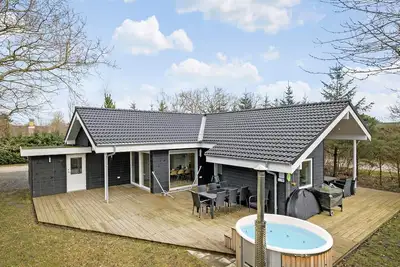 Image de Belle maison à Hadsund avec cuisine