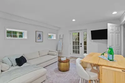 Image de The Cottage on Grove located <. 5 miles from Pine Needs Golf Course! - Monthly!