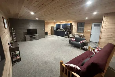 Image de Pets welcome at this peaceful cabin with a view