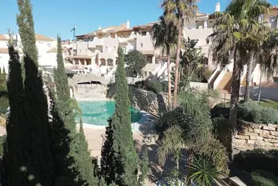 Image de Spacious house with pool, 200m from the beach.