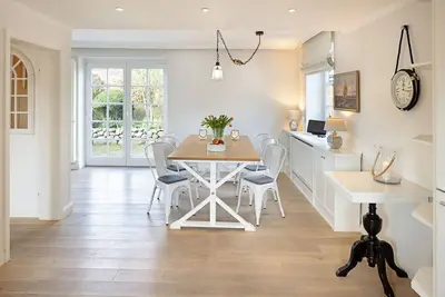 Image de Herzlich Willkommen im Ferienhaus Captain´s Cabin