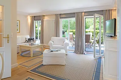 Image de Zentral Gelegenes Familienfreundliches Ferienreihenhaus für bis zu 6 Personen mi