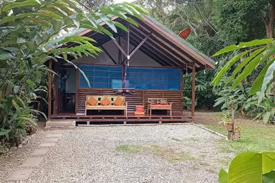 Villa Heliconia, Cabaña Cerca de Montaña y Playas