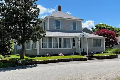 Image de The Friendship House. 4 bedroom, Walk to Beach, A/C