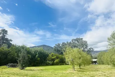 Image de Charlie’s Barn - Romantic retreat by Los Padres National Forest # Boho luxury #