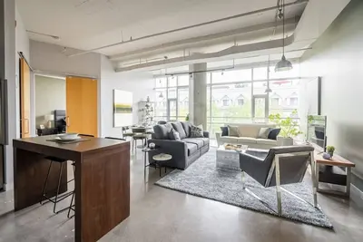 Image de Stylish and Modern 1br Industrial Loft!