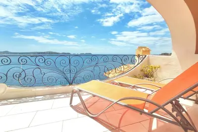 Image de A3016 Sea view apartment for 4 people in Cala Fornells