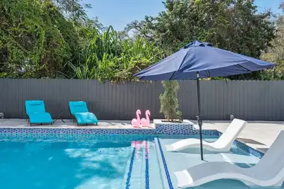 Image de 4br Oasis w/heated pool & arcade! Pet friendly, groups, couples & families!