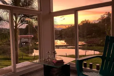 Image de Double Room in Country House with Lake and Waterfalls