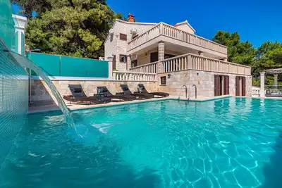 Image de Villa Sailing Blue with Pool