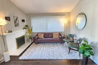 Image de Modern Boho Beach House with Hot Tub