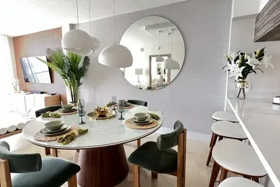 Image de Chic Penthouse  in the heart of Miami amazing Ocean and Sunset view