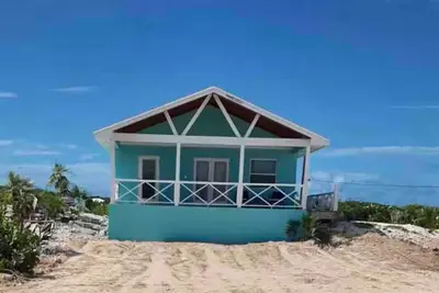 Image de Cottage in Little Exuma! Short walk to Tropic Of Cancer Beach!