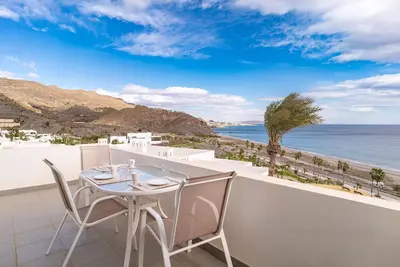 Image de Superbe appartement de 2 chambres à.