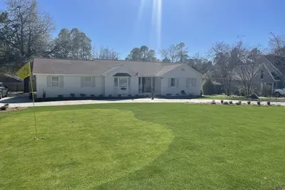 Image de 3-bedroom home, 2 miles from the Augusta National's Masters w/ Chipping Green