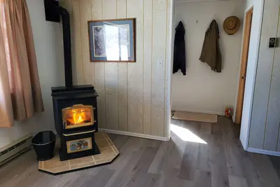 Image de Cozy 3 bedroom cabin 30 minutes from Steamboat Springs, Stagecoach Reservoir.