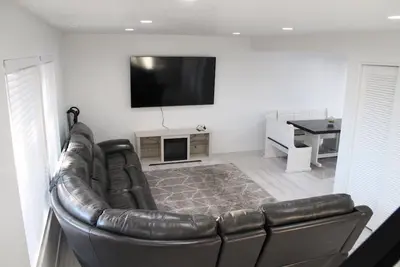 Image de Explore Utah, 3 Bed 2. 5 Bath Home