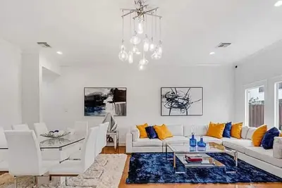 Image de 3br 2. 5 Bath Home with Power, Wifi & Hot Tub