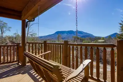 Image de Mountain View Chalet Pool Table Theater Room Internet Hot Tub-Convenient toPrkwy