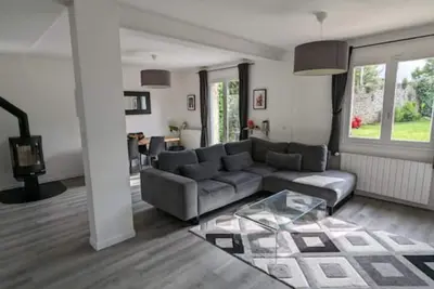 Image de Maison avec Jacuzzi proche de Paris et Versailles