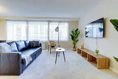 Image de Modern Apt Near Crystal City Metro