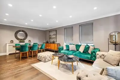 Image de Stunning 2 bed 2 bath Flat Kensington/Earls Court with swimming pool and gym