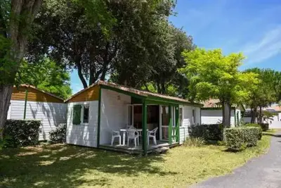 Image de ZEcamping 5 étoiles animé piscine couverte locatif 35m2